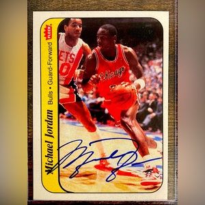 Michael Jordan Fleer with Autograph (Mint condition 10/10 rated)